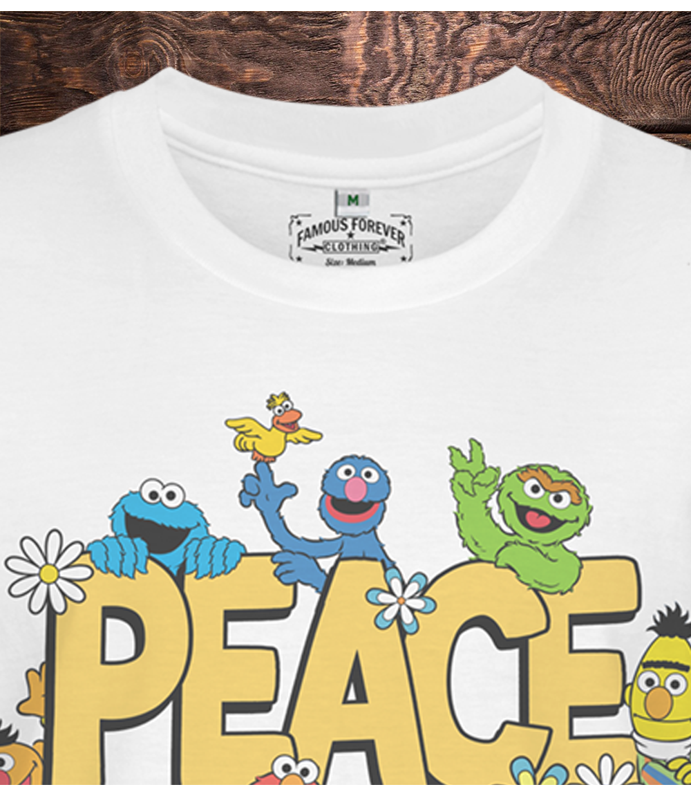 Sesame Street Peace & Love Unisex T-shirt - Medium