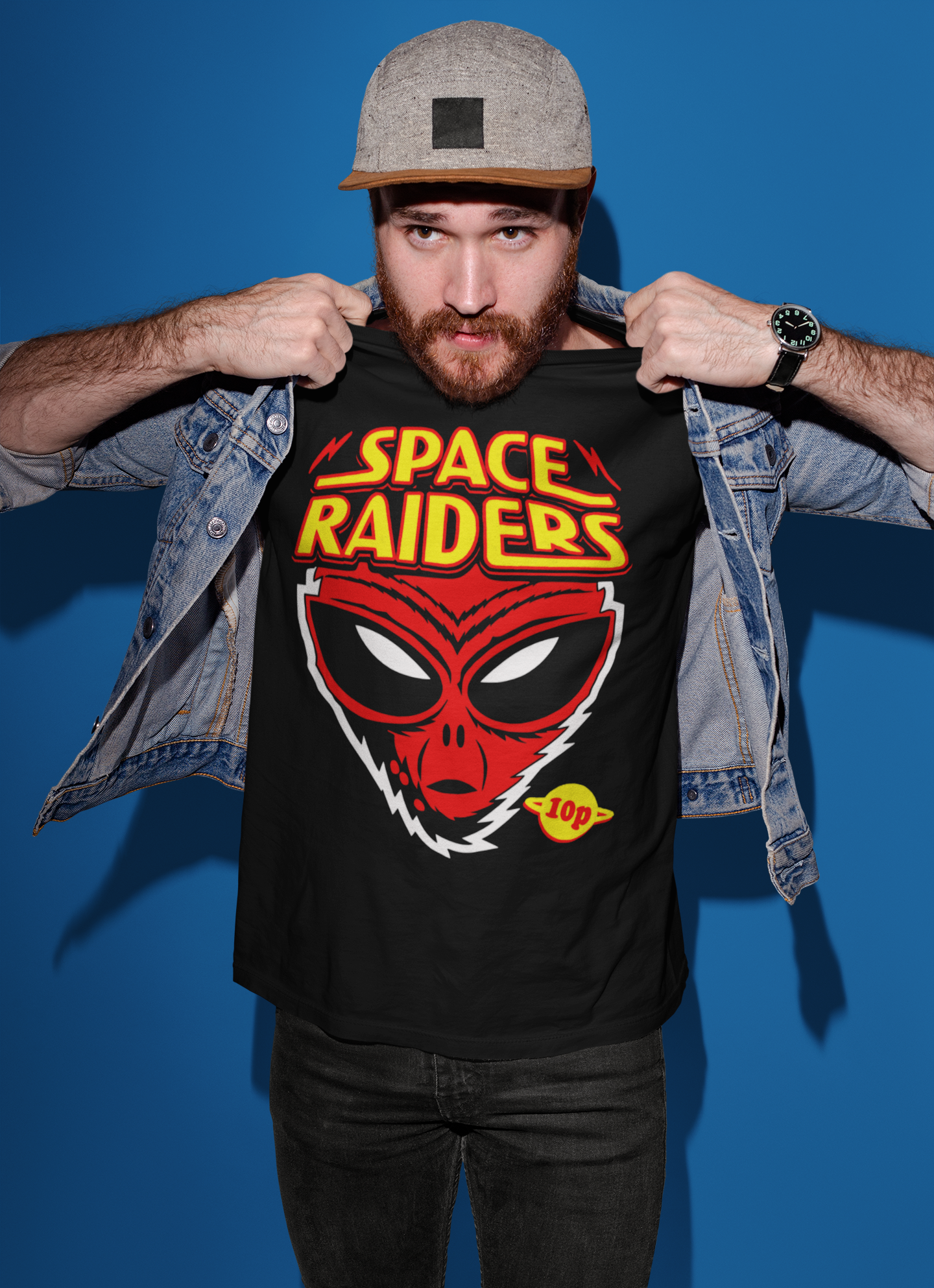 Retro Red Alien Unisex T-Shirt - Space Raiders Design