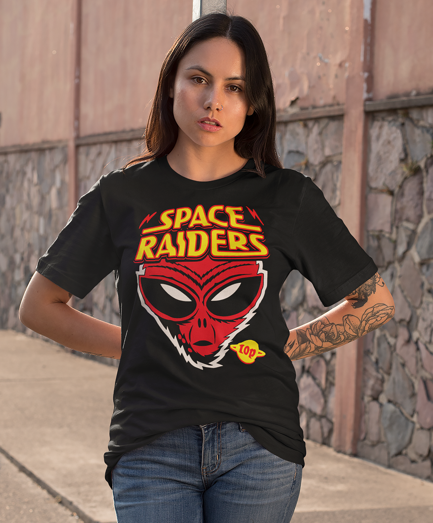 Retro Red Alien Unisex T-Shirt - Space Raiders Design